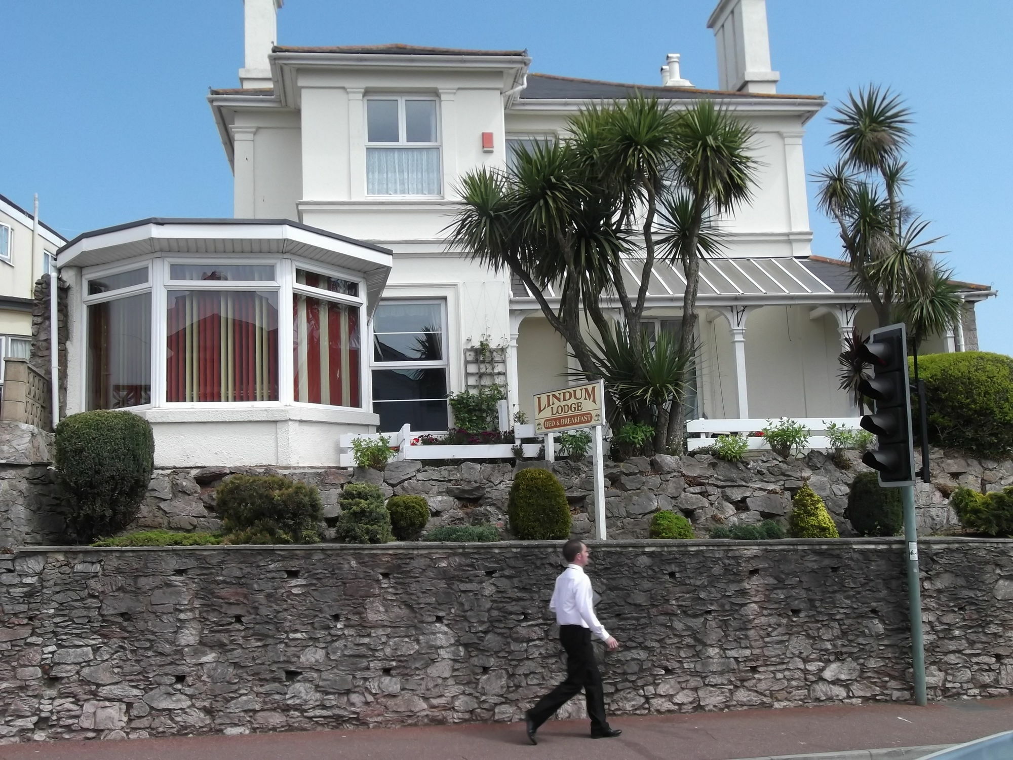 Lindum Lodge Torquay Exterior photo